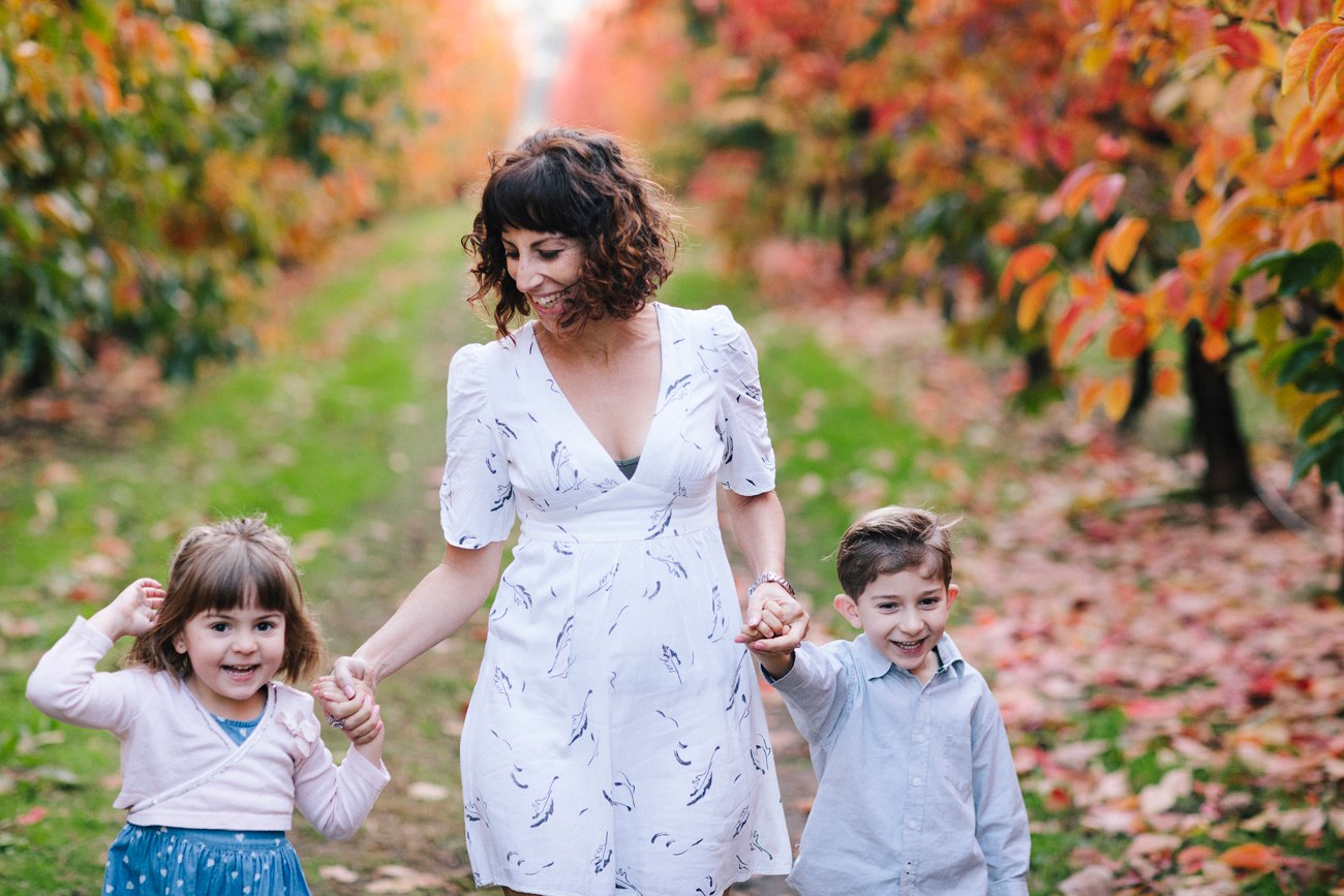 Raeburn Orchard Family Photographer