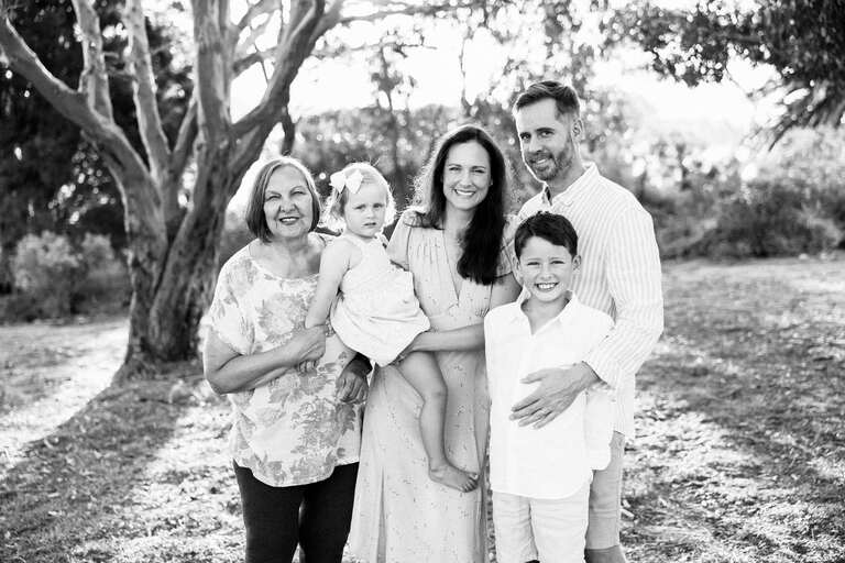 Dalkeith Foreshore Family Photographer