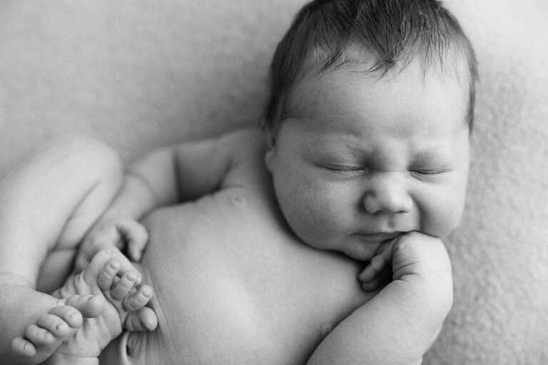 Karrinyup Posed Newborn Photographer