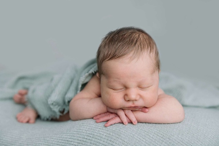 Karrinyup Posed Newborn Photographer